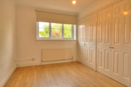 1 bedroom Maisonette for sale in Yew Lane, Reading, RG1