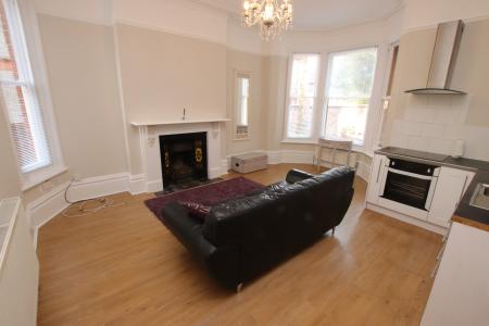 1 bedroom Flat to let in London Road, Reading, Reading, RG1