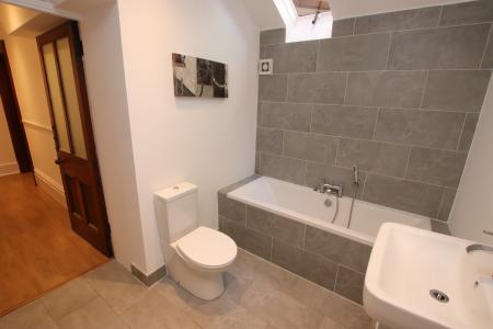 1 bedroom Flat to let in London Road, Reading, Reading, RG1