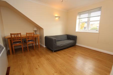 1 bedroom Flat to let in Maltings Place, Reading, RG1