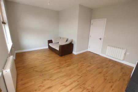 1 bedroom Flat to let in Russell Street, Reading, RG1
