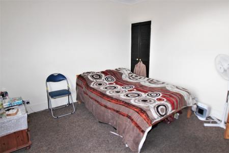 1 bedroom Flat to let in Hill Street, Reading, RG1