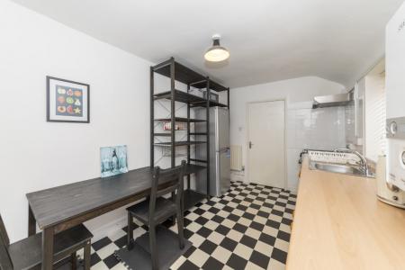 1 bedroom Flat to let in Sackville Street, Reading, RG1