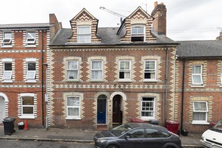 1 bedroom Flat to let in Sackville Street, Reading, RG1