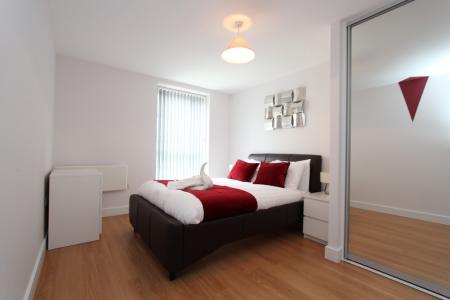 2 bedroom Flat to let in Drake Way, Kennet Island, Reading, RG2