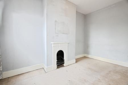 3 bedroom Terraced House for sale in Kensington Road, Reading, RG30