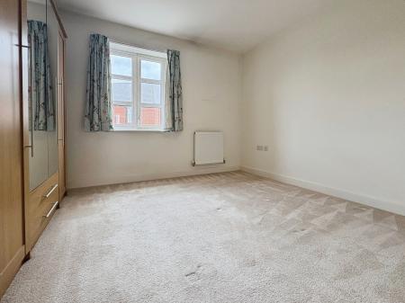 1 bedroom Flat for sale in Archers Way, Amesbury, SP4