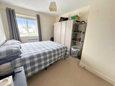 1 bedroom Flat for sale in Boscombe Road, Amesbury, SP4