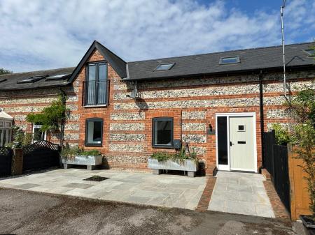3 bedroom Barn Conversion for sale in Burcombe Lane, Wilton, SP2