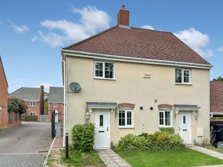 2 bedroom Semi-detached house for sale in Collingwood Close, Whaddon, SP5