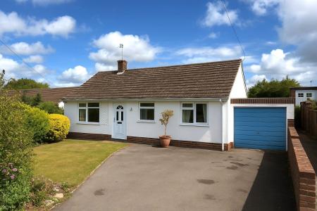 3 bedroom Bungalow for sale in Hillside Drive, Gomeldon, SP4