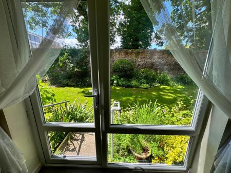 1 bedroom Retirement property for sale in Home Sarum House, Wilton, SP2