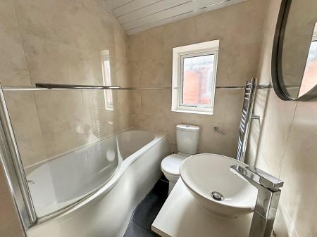 3 bedroom Terraced House for sale in Kingsland Road, Salisbury, SP2