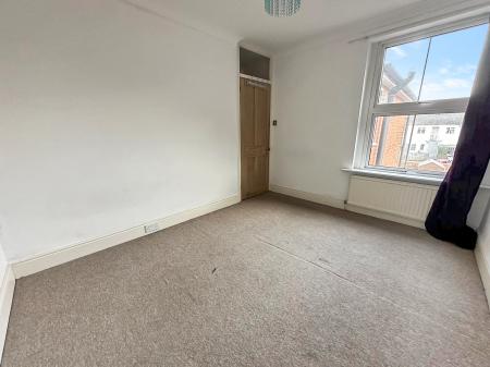 3 bedroom Terraced House for sale in Kingsland Road, Salisbury, SP2