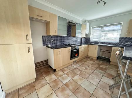 3 bedroom Terraced House for sale in Kingsland Road, Salisbury, SP2