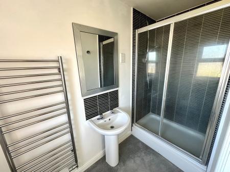 3 bedroom Detached house for sale in Pilgrims Way, Laverstock, SP1