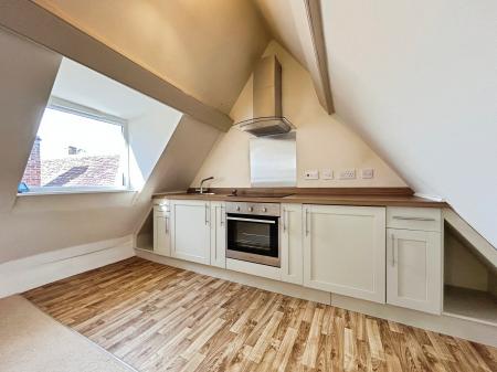 1 bedroom Flat for sale in South Street, Wilton, SP2