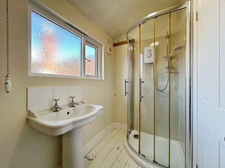 1 bedroom Flat for sale in South Street, Wilton, SP2