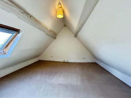 1 bedroom Flat for sale in South Street, Wilton, SP2