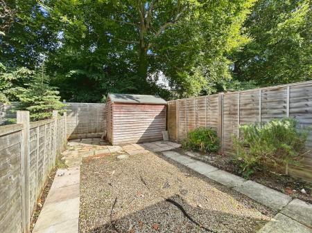 2 bedroom Terraced House for sale in St James Close, Salisbury, SP1