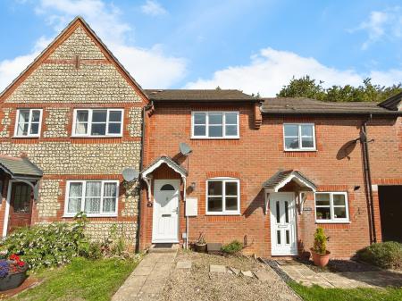 2 bedroom Terraced House for sale in St James Close, Salisbury, SP1