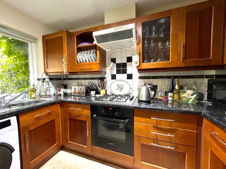 2 bedroom Terraced House for sale in St Lukes Close, Salisbury, SP1