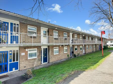 1 bedroom Flat for sale in Stratford Road, Salisbury, SP1