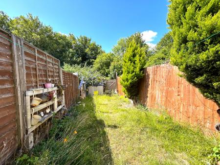 3 bedroom Flat for sale in Wilton Road, Salisbury, SP2