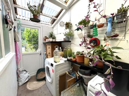 3 bedroom Flat for sale in Wilton Road, Salisbury, SP2