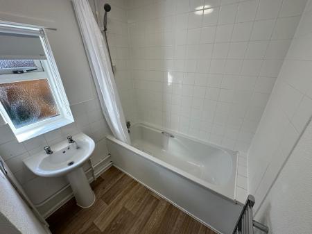 3 bedroom Terraced House to let in Choulston Close, Netheravon, SP4