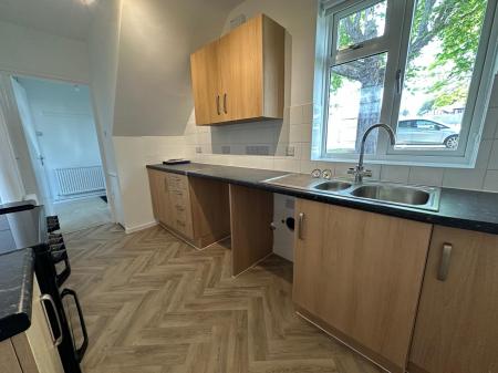 3 bedroom Terraced House to let in Choulston Close, Netheravon, SP4