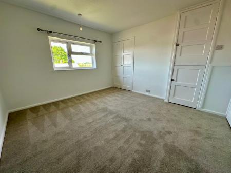 3 bedroom Terraced House to let in Choulston Close, Netheravon, SP4