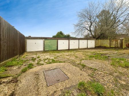 Garages rear of 18 Fairview Road