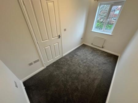 4 bedroom Terraced House to let in Pasture Walk, Andover, SP11