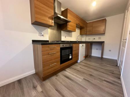 4 bedroom Terraced House to let in Pasture Walk, Andover, SP11