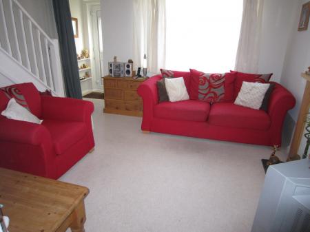 2 bedroom Terraced House to let in Grace Close, Salisbury, SP2