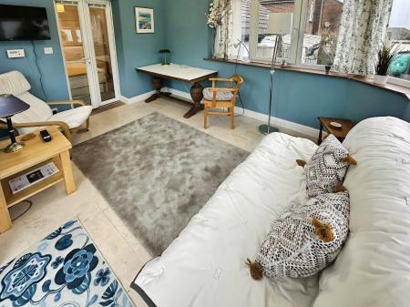 1 bedroom Apartment to let in Falcons Way, Harnham, Salisbury, SP2