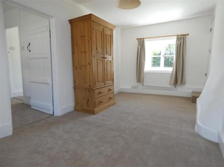3 bedroom Semi-detached house to let in Tidworth Road, Boscombe, SP4