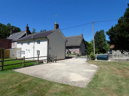 3 bedroom Semi-detached house to let in Tidworth Road, Boscombe, SP4