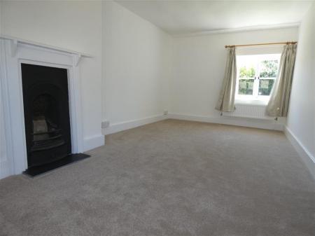 3 bedroom Semi-detached house to let in Tidworth Road, Boscombe, SP4