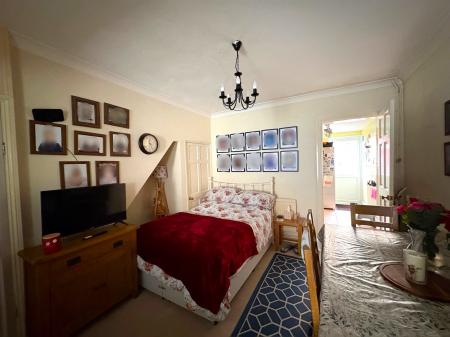 2 bedroom Terraced House for sale in York Road, Salisbury