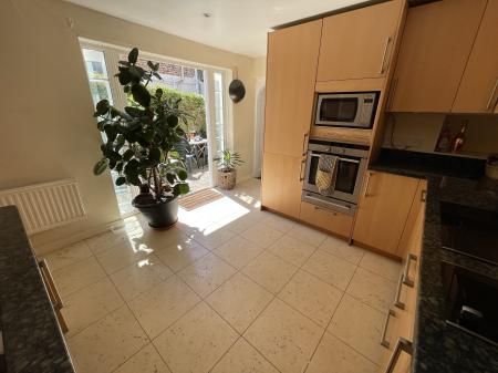3 bedroom End of terrace house to let in The Maples, Salisbury, SP2