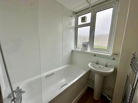 3 bedroom Flat to let in Kiwi Place, Bulford Barracks, Bulford, SP4