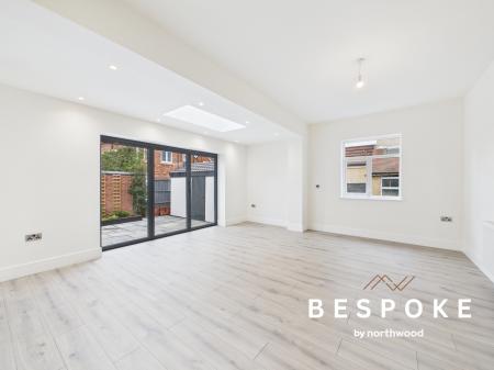 3 bedroom Bungalow for sale in Bradwall Street, Sandbach, CW11