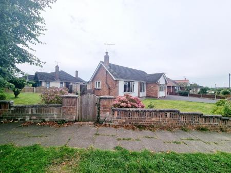 2 bedroom Detached bungalow for sale in Cookesmere Lane, Sandbach, CW11