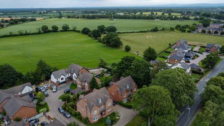 5 bedroom Detached house for sale in Emerald Drive, Sandbach, CW11