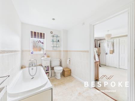 5 bedroom Detached house for sale in Emerald Drive, Sandbach, CW11