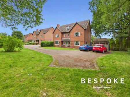 5 bedroom Detached house for sale in Emerald Drive, Sandbach, CW11