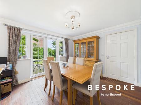 5 bedroom Detached house for sale in Emerald Drive, Sandbach, CW11