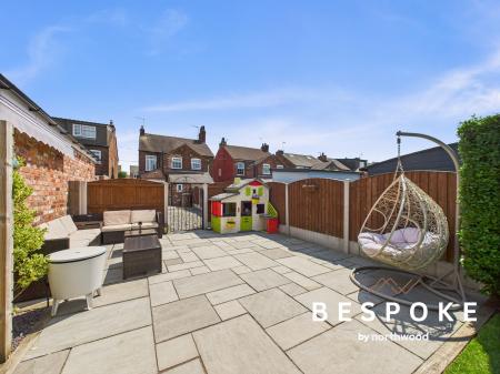 2 bedroom Semi-detached house for sale in Ettiley Avenue, Ettiley Heath, Sandbach, CW11